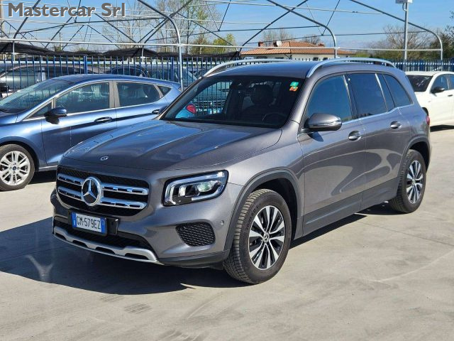 MERCEDES-BENZ GLB 200 usata 2