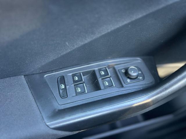VOLKSWAGEN T-Roc usata, con Airbag testa