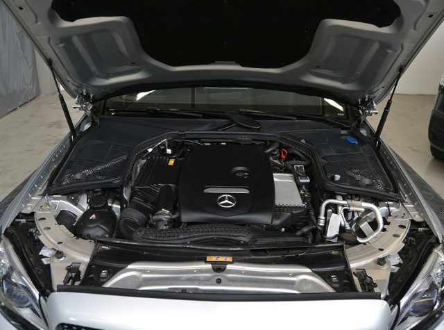 MERCEDES-BENZ C 180 usata, con Sedile posteriore sdoppiato