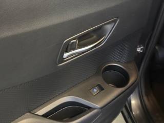 TOYOTA C-HR usata, con Regolazione elettrica sedili