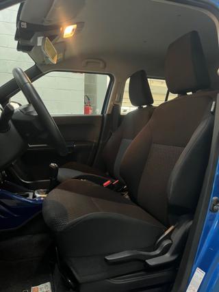 SUZUKI Ignis usata, con Fari LED