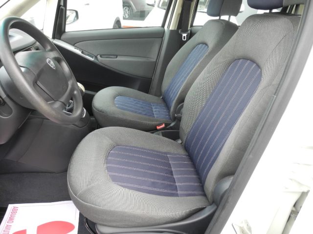LANCIA MUSA usata, con Lettore CD