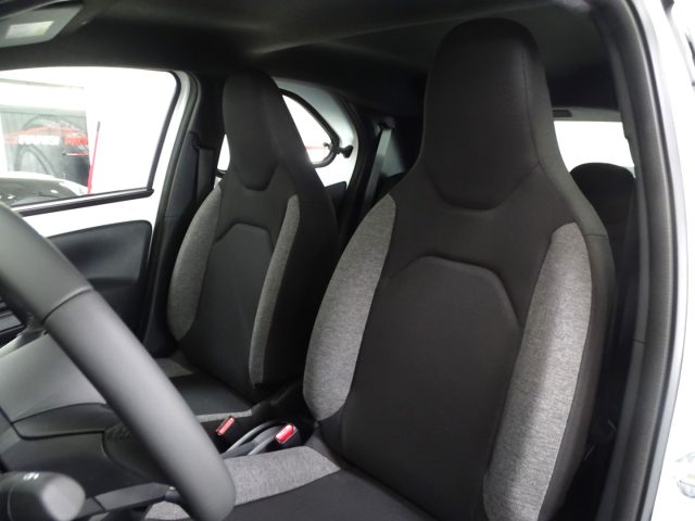 TOYOTA Aygo X usata, con ESP