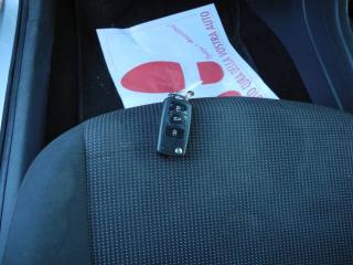 VOLKSWAGEN up! usata 30