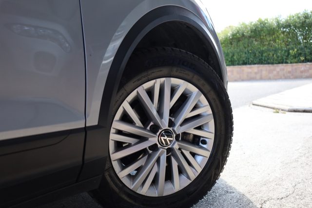 VOLKSWAGEN T-Roc usata 224