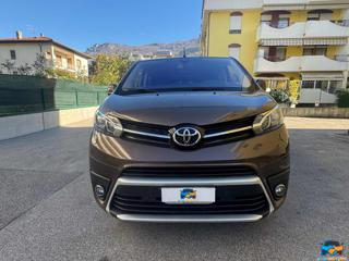 TOYOTA Proace Verso usata, con Airbag