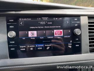 VOLKSWAGEN Caravelle usata, con Autoradio digitale