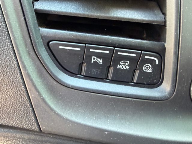 FORD Transit Custom usata, con Specchietti laterali elettrici