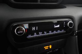 TOYOTA Yaris usata 11