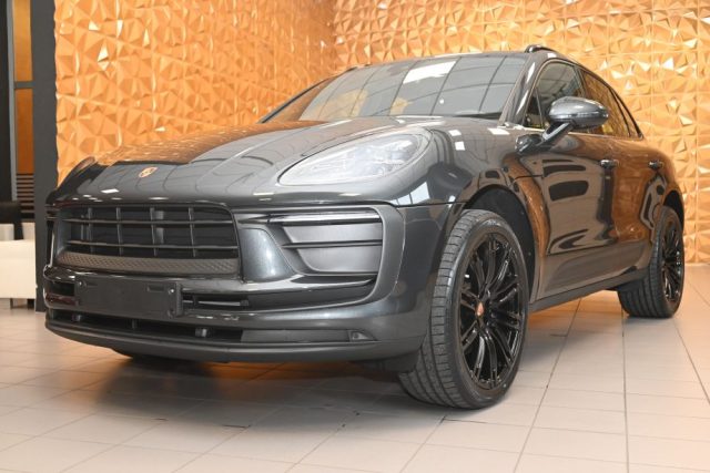 PORSCHE Macan usata 75