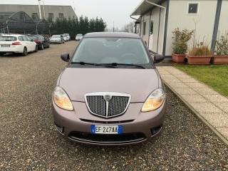 LANCIA Ypsilon usata, con Airbag