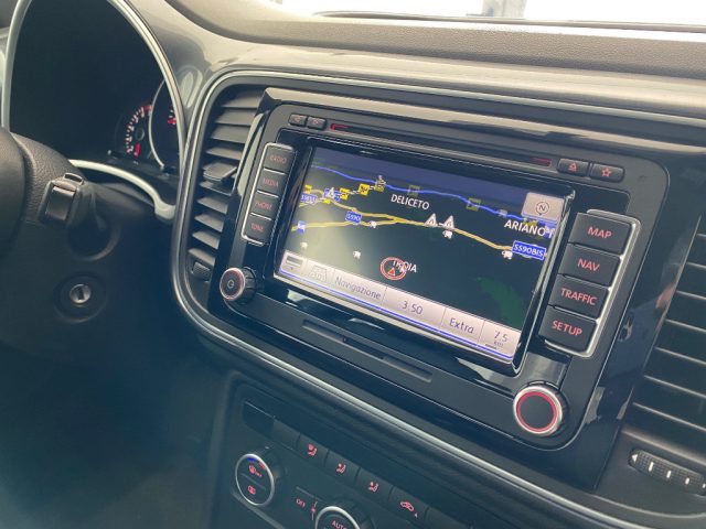 VOLKSWAGEN Maggiolino usata, con Controllo automatico clima