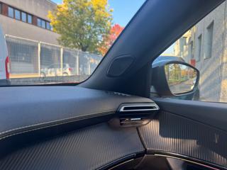PEUGEOT 2008 usata, con Climatizzatore