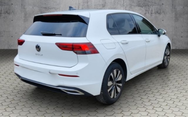 VOLKSWAGEN Golf usata, con Sistema di navigazione