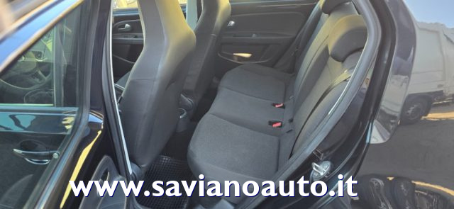 VOLKSWAGEN up! usata, con Cerchi in lega