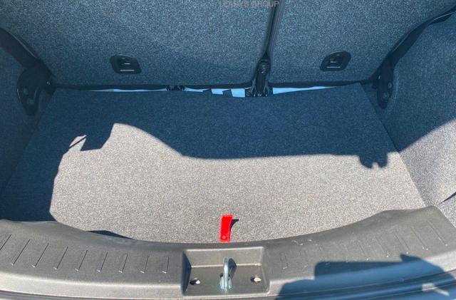 LANCIA Ypsilon usata, con Autoradio