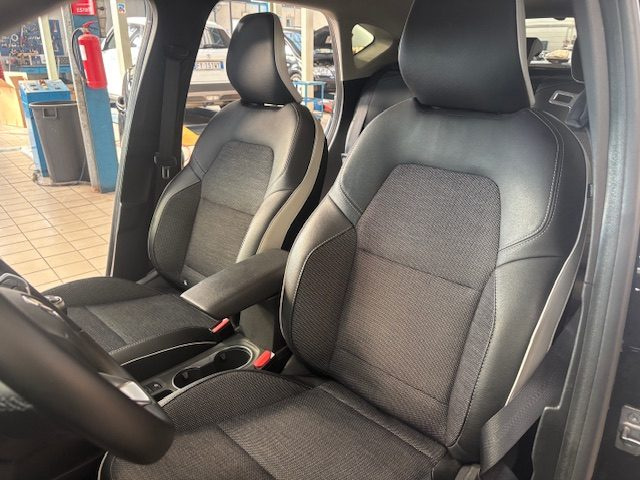 RENAULT Captur usata, con ESP