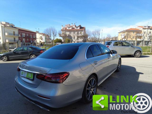 MERCEDES-BENZ E 220 usata, con Specchietti laterali elettrici