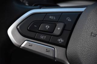 VOLKSWAGEN Golf usata, con Touch screen