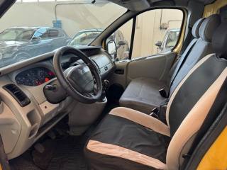 RENAULT Trafic usata, con Autoradio