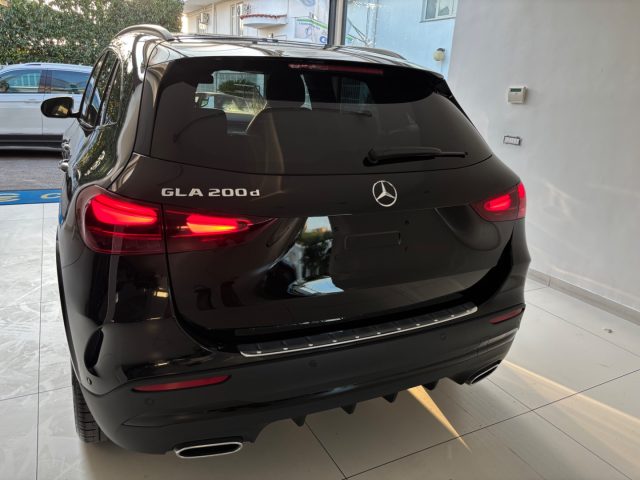 MERCEDES-BENZ GLA 200 usata, con Volante in pelle
