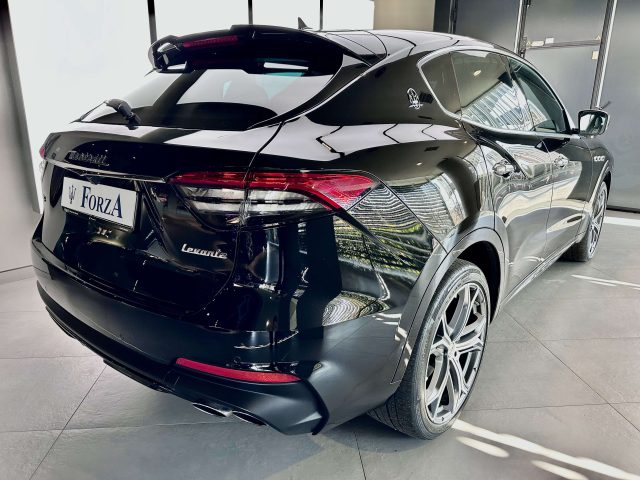 MASERATI Levante usata, con Autoradio