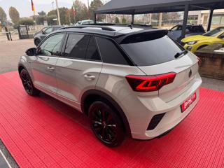 VOLKSWAGEN T-Roc usata, con Alzacristalli elettrici