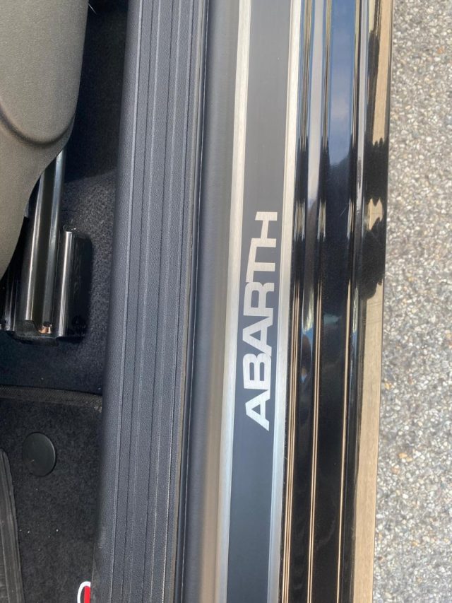 ABARTH 595 usata, con Airbag testa