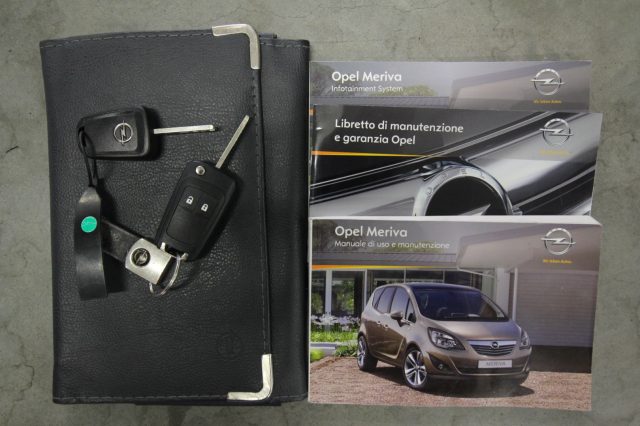 OPEL Meriva usata, con USB