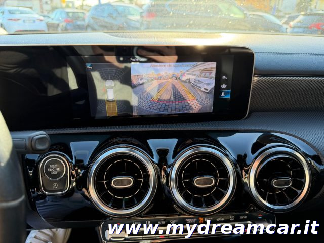 MERCEDES-BENZ CLA 200 usata, con Riconoscimento dei segnali stradali