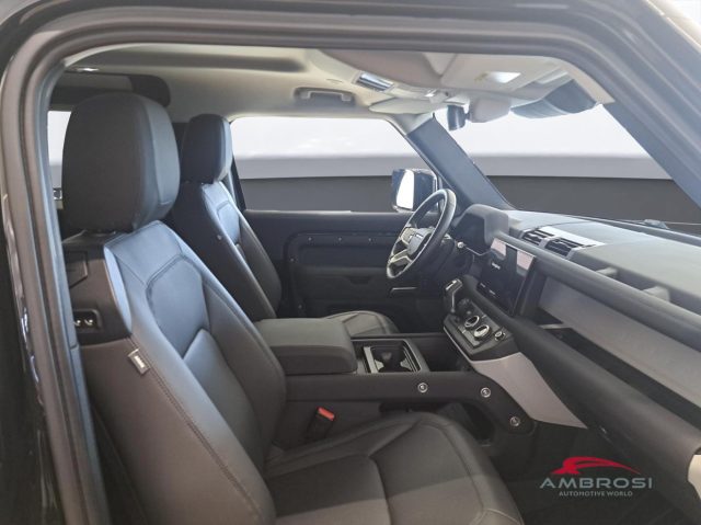 LAND ROVER Defender usata 10