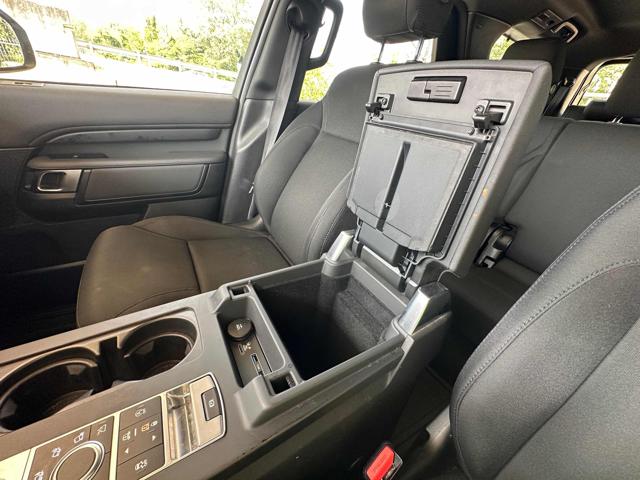 LAND ROVER Discovery usata, con Hill holder