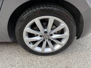 VOLKSWAGEN Golf Sportsvan usata, con Fendinebbia