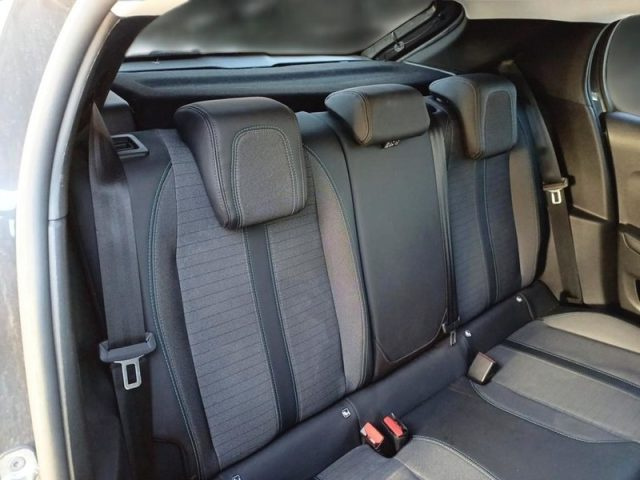 PEUGEOT 208 usata, con ESP