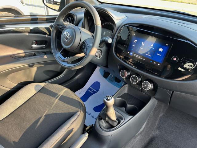 TOYOTA Aygo X usata, con Park Distance Control