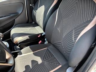 LANCIA Ypsilon usata, con Autoradio digitale