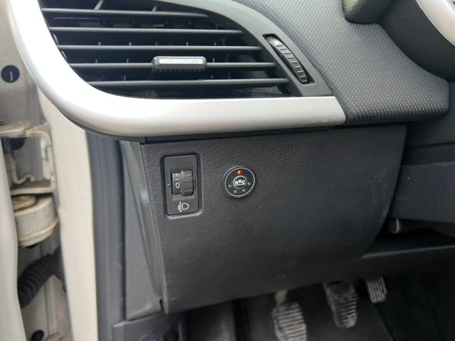 PEUGEOT 207 usata, con ESP