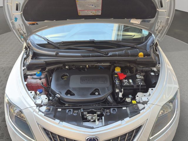 LANCIA Ypsilon usata 24