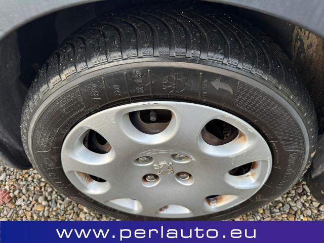 PEUGEOT 1007 usata, con Servosterzo