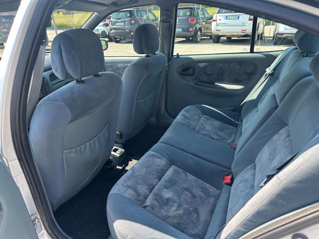 RENAULT Megane usata, con Fendinebbia