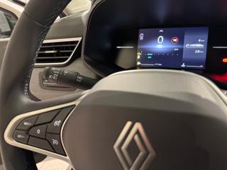 RENAULT Clio usata, con Fari LED
