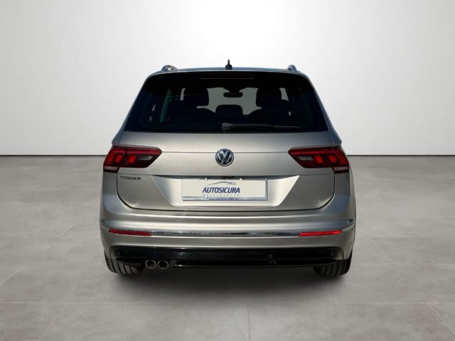 VOLKSWAGEN Tiguan usata, con Autoradio