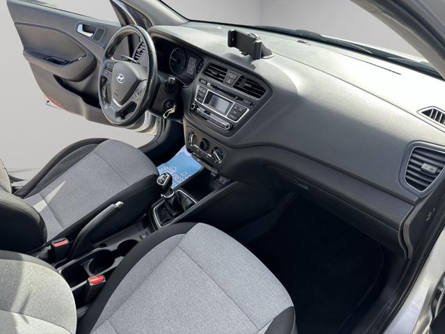 HYUNDAI i20 usata, con Cronologia tagliandi