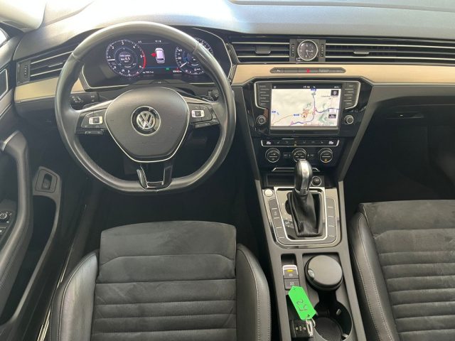 VOLKSWAGEN Passat Variant usata, con Controllo trazione
