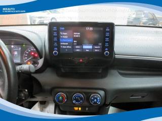 TOYOTA Yaris usata, con Autoradio