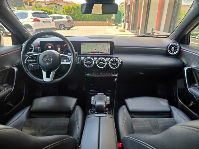 MERCEDES-BENZ A 200 usata, con Vetri oscurati