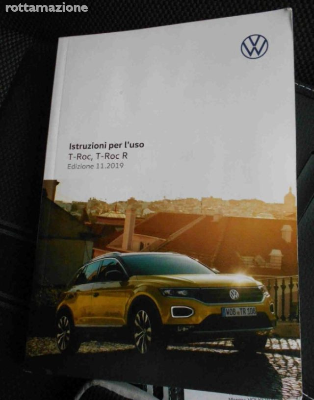 VOLKSWAGEN T-Roc usata, con Touch screen