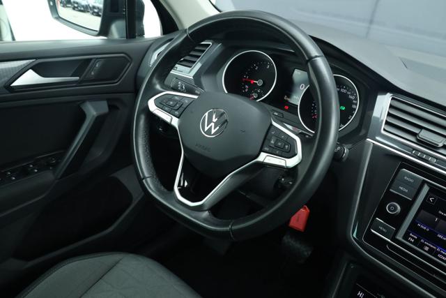 VOLKSWAGEN Tiguan usata, con Specchietti laterali elettrici