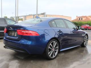 JAGUAR XE usata, con Alzacristalli elettrici