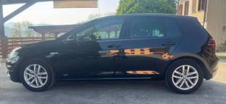 VOLKSWAGEN Golf usata, con Airbag